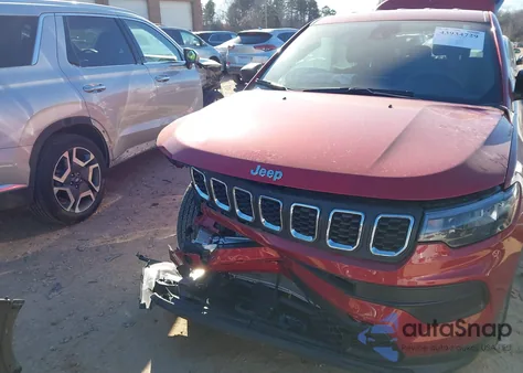 2025 Jeep Compass Sport 4X4 из США, поврежденный, VIN 3C4NJDANXST516814